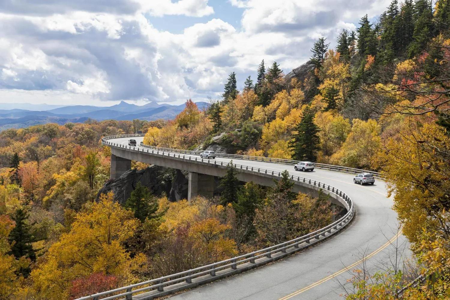 Linn Cove viadukten på Blue Ridge Parkway